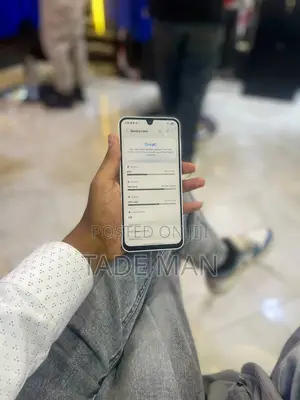 Samsung Galaxy A16 128 GB Yellow
