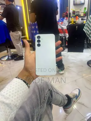 Samsung Galaxy A16 128 GB Yellow