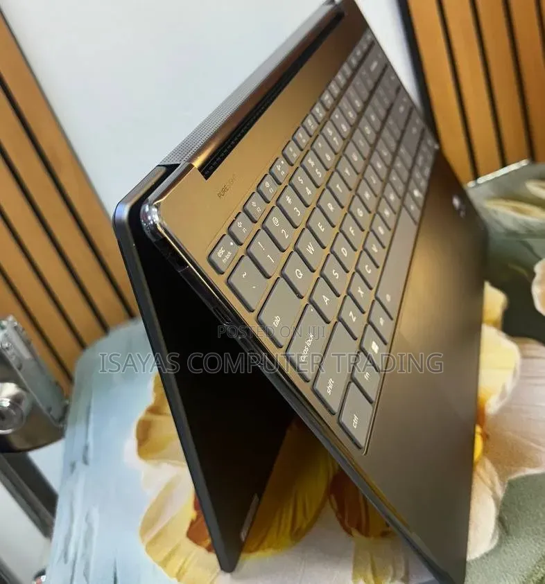 New Laptop Lenovo Yoga 9i 16GB Intel Core Ultra 7 SSD 1T