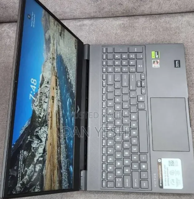 New Laptop HP Victus 16 16GB AMD Ryzen 7 SSD 1T