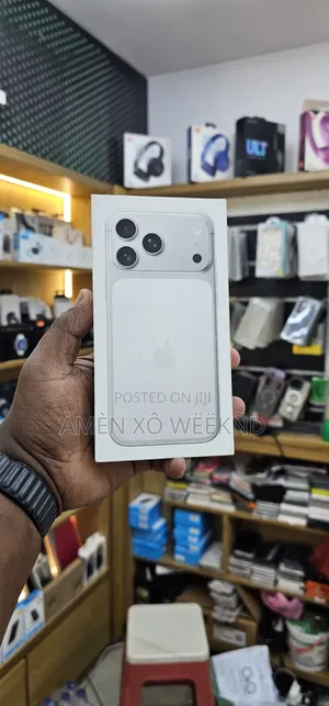 New Apple iPhone 17 Pro Max 256 GB Silver