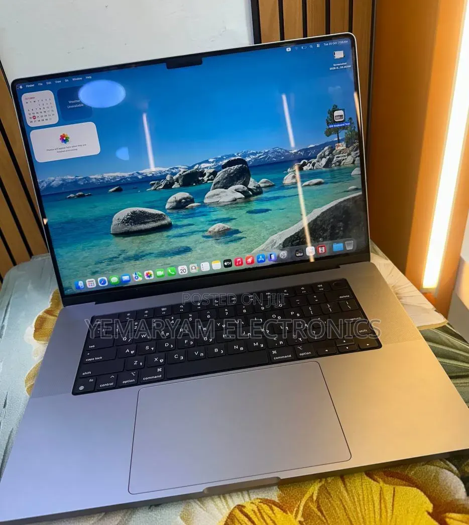 New Laptop Apple MacBook Pro 2021 M1 32GB Apple M1 SSD 512GB