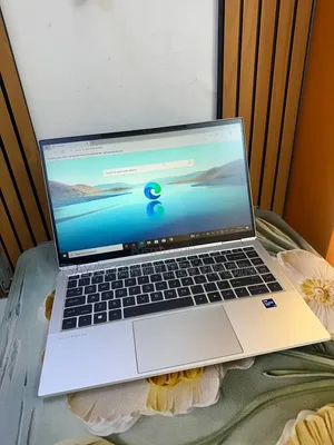 New Laptop HP EliteBook 1040 G8 16GB Intel Core i7 SSD 512GB