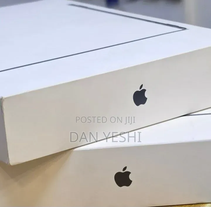 New Laptop Apple MacBook Air 2026 M5 16GB Apple M5 SSD 512GB