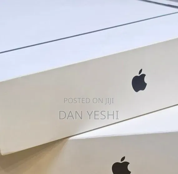 New Laptop Apple MacBook Air 2026 M5 16GB Apple M5 SSD 512GB