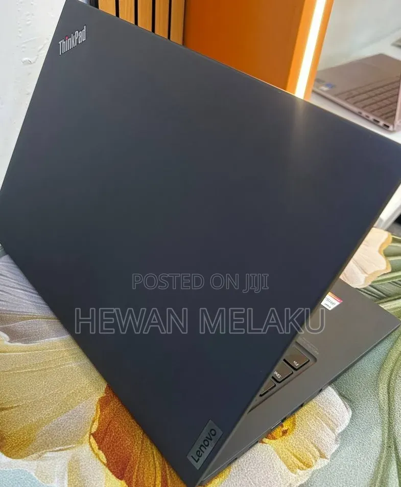 New Laptop Lenovo ThinkPad T14 32GB Intel Core i7 SSD 512GB
