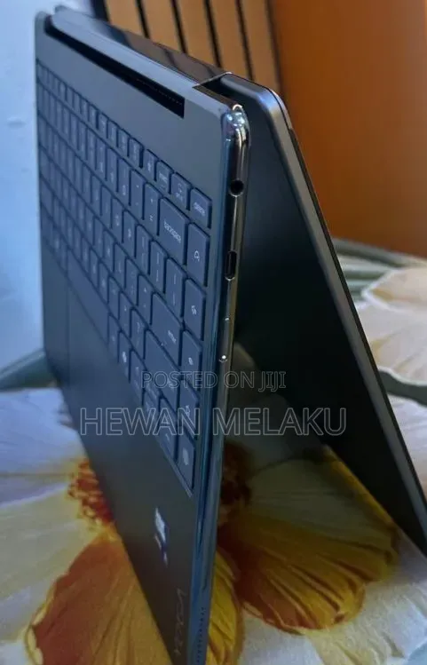 New Laptop Lenovo Yoga 9 16GB Intel Core Ultra 7 SSD 1T