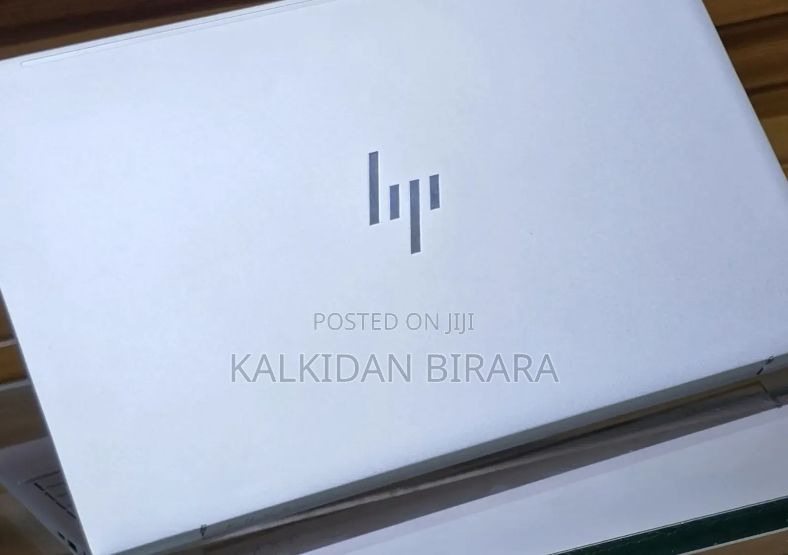 New Laptop HP Envy 13 8GB Intel Core i5 SSD 256GB