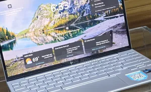New Laptop HP Envy 13 8GB Intel Core i5 SSD 256GB