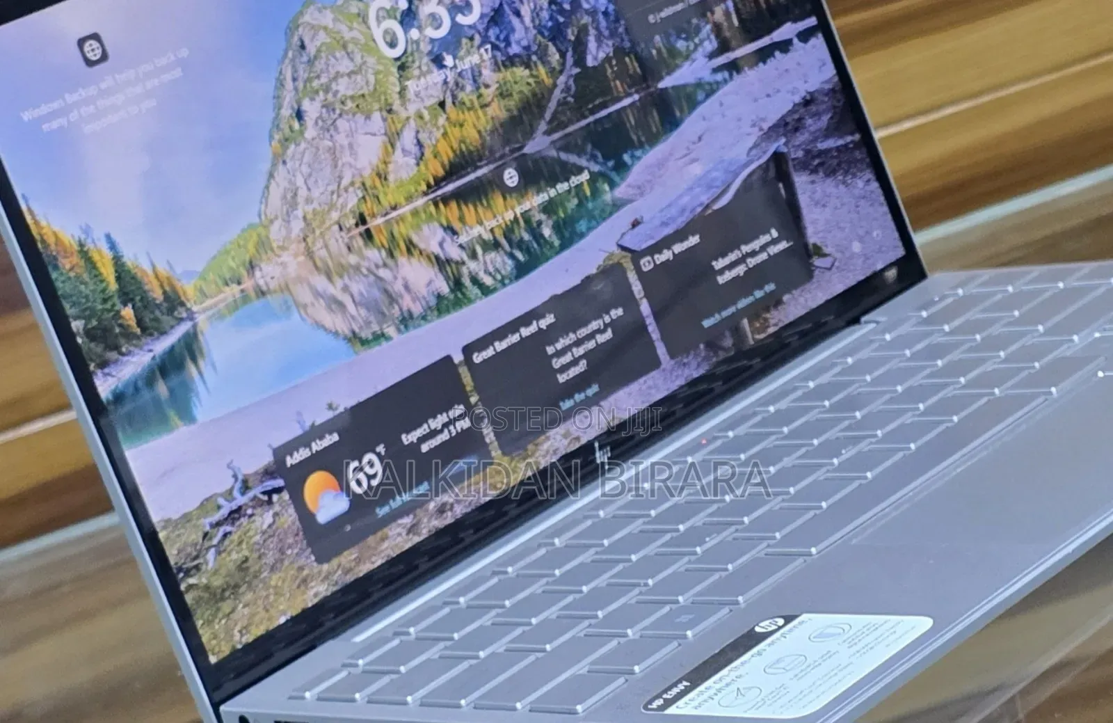 New Laptop HP Envy 13 8GB Intel Core i5 SSD 256GB