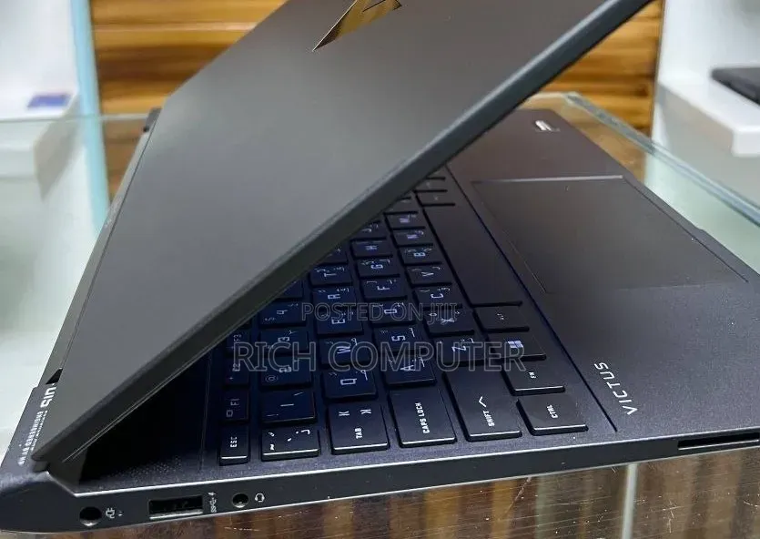 New Laptop HP Victus 15 16GB Intel Core i5 SSD 512GB