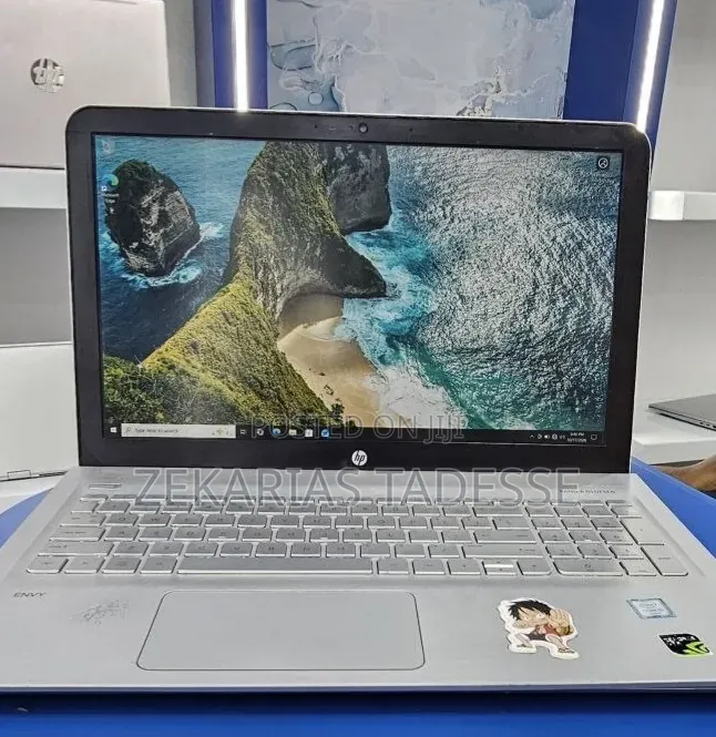 New Laptop HP Envy 15 8GB Intel Core i5 HDD+SSD 1T