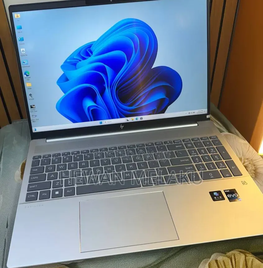 New Laptop HP Pavilion 15 16GB Intel Core i7 SSD 512GB