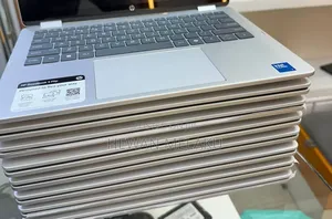 New Laptop HP OmniBook 5 Flip 16GB Intel Core 7 SSD 512GB