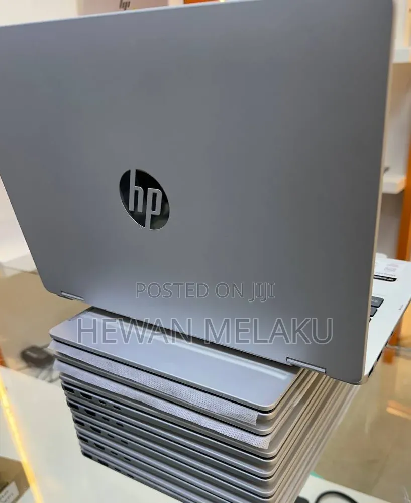 New Laptop HP OmniBook 5 Flip 16GB Intel Core 7 SSD 512GB