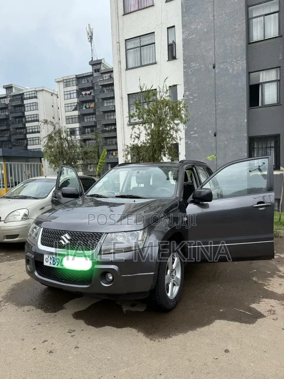 Suzuki Grand Vitara 2011 Gray