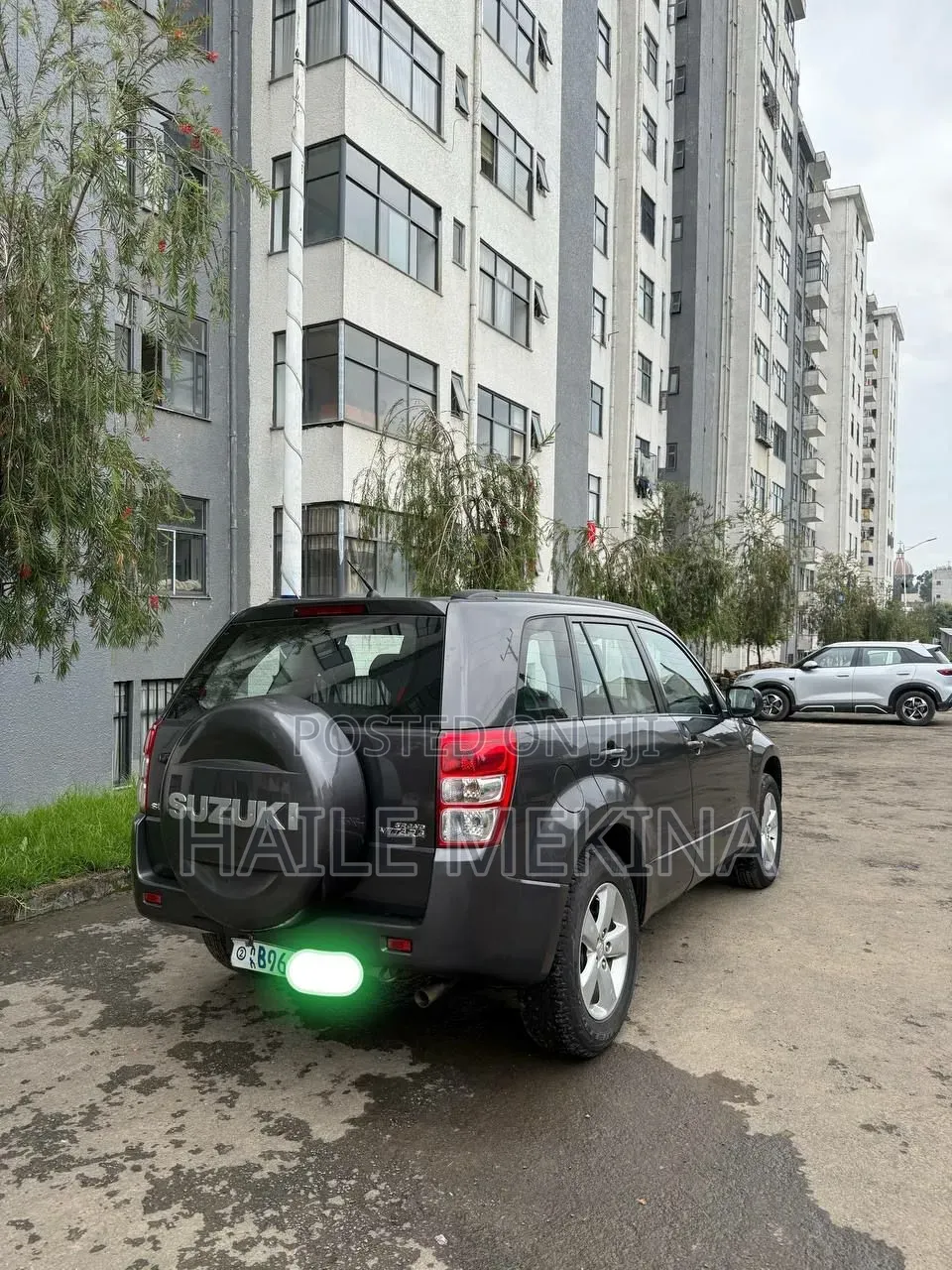 Suzuki Grand Vitara 2011 Gray