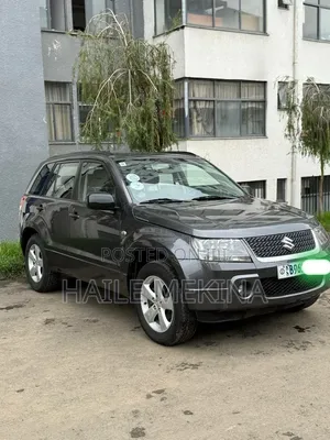 Suzuki Grand Vitara 2011 Gray