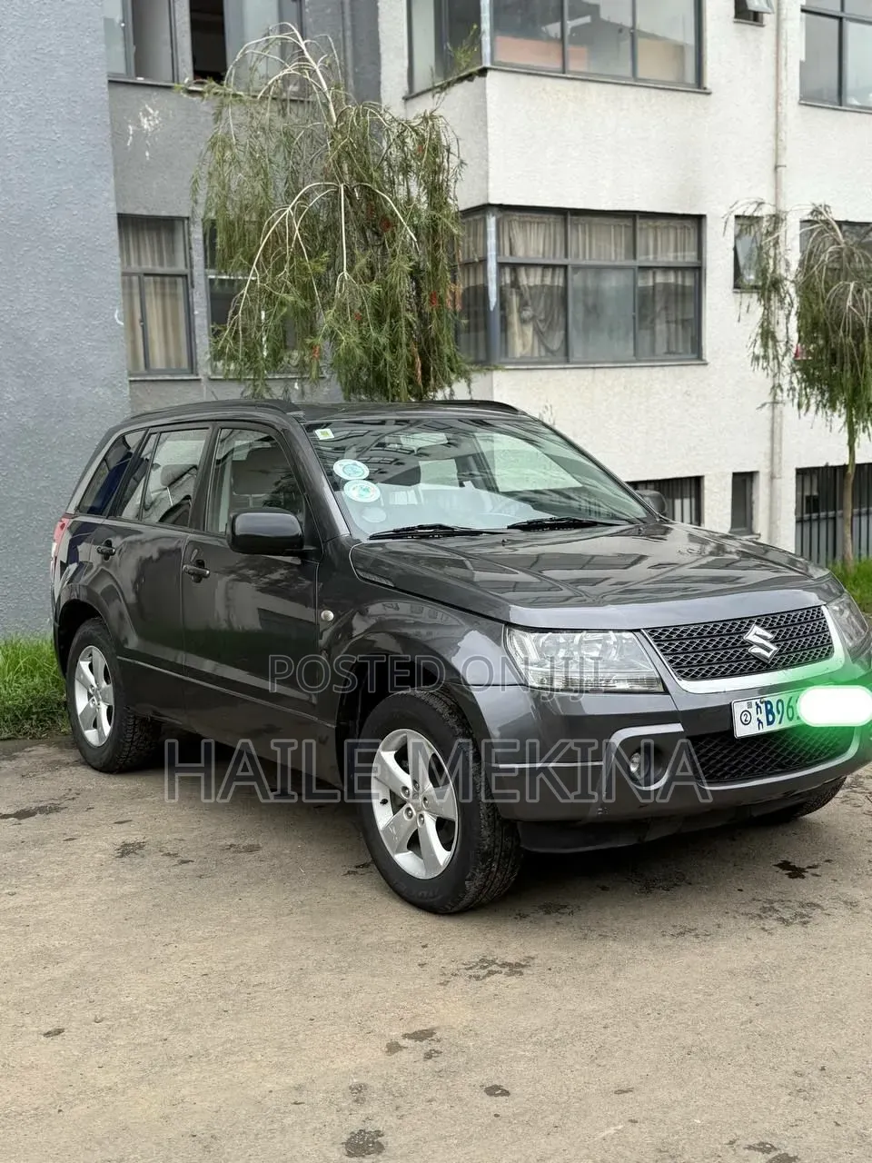 Suzuki Grand Vitara 2011 Gray