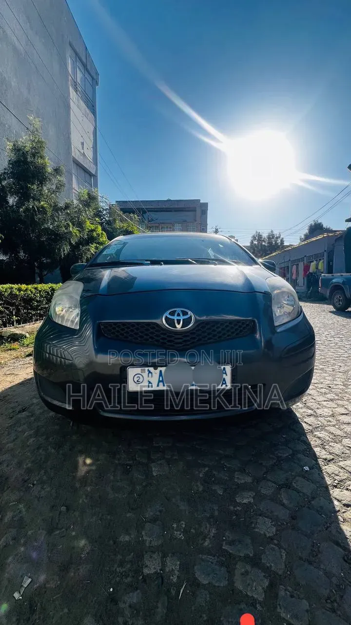 Toyota Yaris 2009 Black