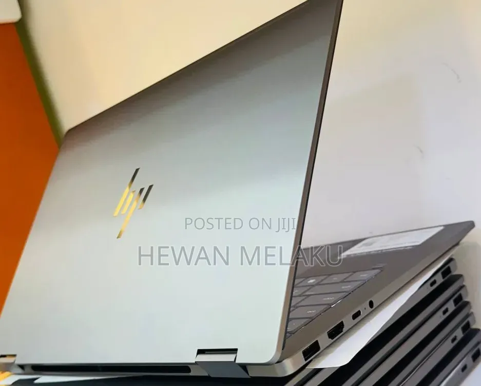 New Laptop HP OmniBook Ultra Flip 14" 16GB Intel Core Ultra 7 SSD 1T