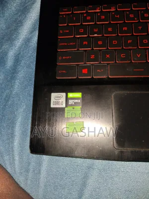 Laptop MSI GF63 8GB Intel Core i5 SSD 256GB
