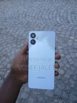 New Samsung Galaxy A06 64 GB White