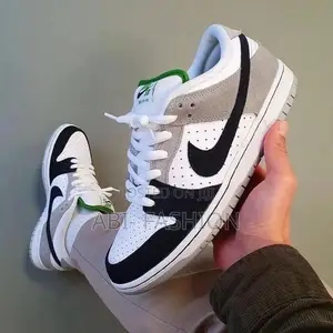 Nike Dunk Low Chlorophyll – New Arrival (Sizes: 40, 41, 42, 43, 44)
