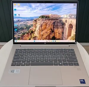 New Laptop HP 16GB Intel Core Ultra 7 SSD 512GB