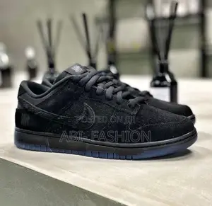 Nike Dunk Low Undefeated – New Arrival (Sizes: 40, 41, 42, 43, 44)