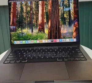 New Laptop Apple MacBook Pro 2023 M3 18GB Apple M3 Pro SSD 512GB