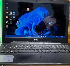 New Laptop Dell Inspiron 15 8GB Intel Core i7 SSD 256GB