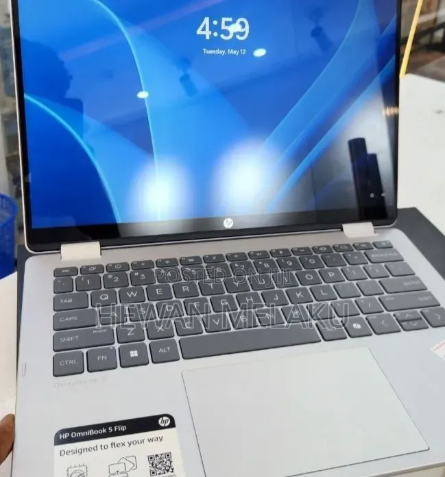 New Laptop HP OmniBook 5 Flip 14-fp0023dx 16GB Intel Core 7 SSD 512GB