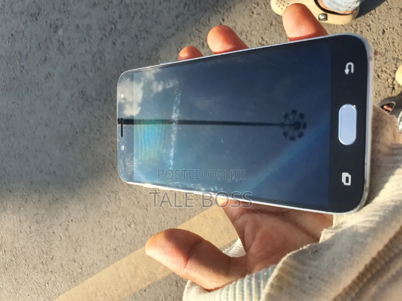 Samsung Galaxy J7 16 GB Silver