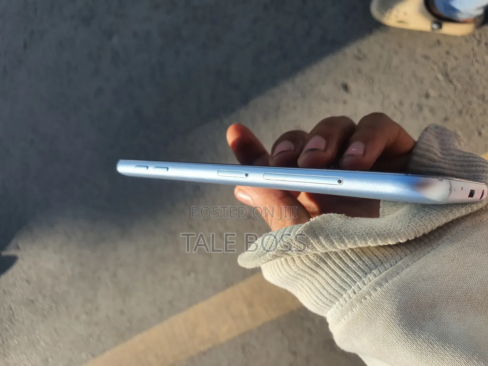 Samsung Galaxy J7 16 GB Silver