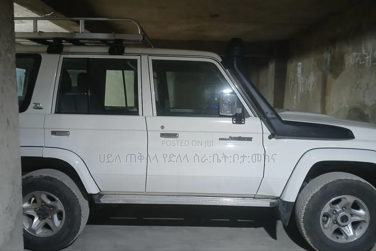 Toyota Land Cruiser 2022 White
