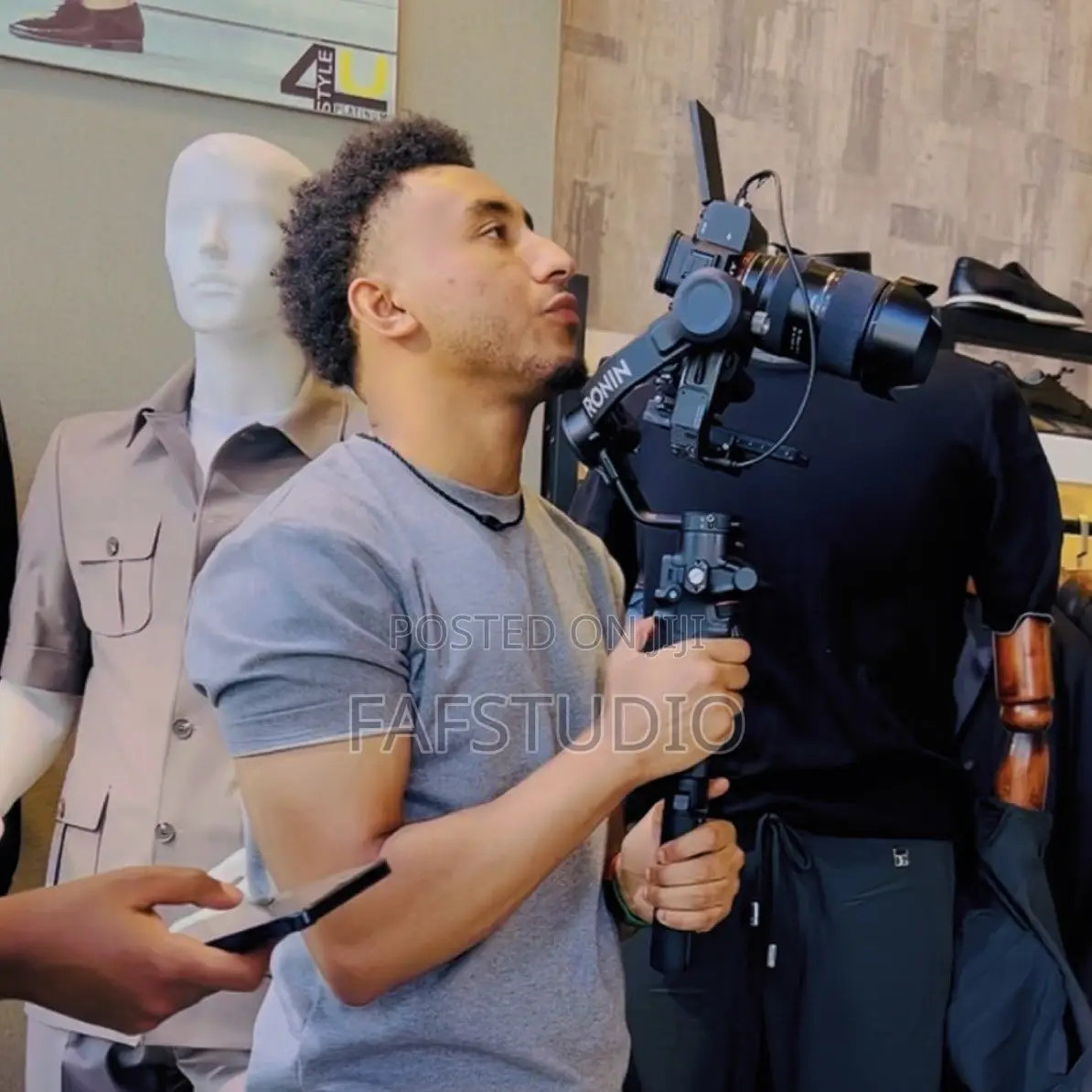 Camera Man, Video Editor