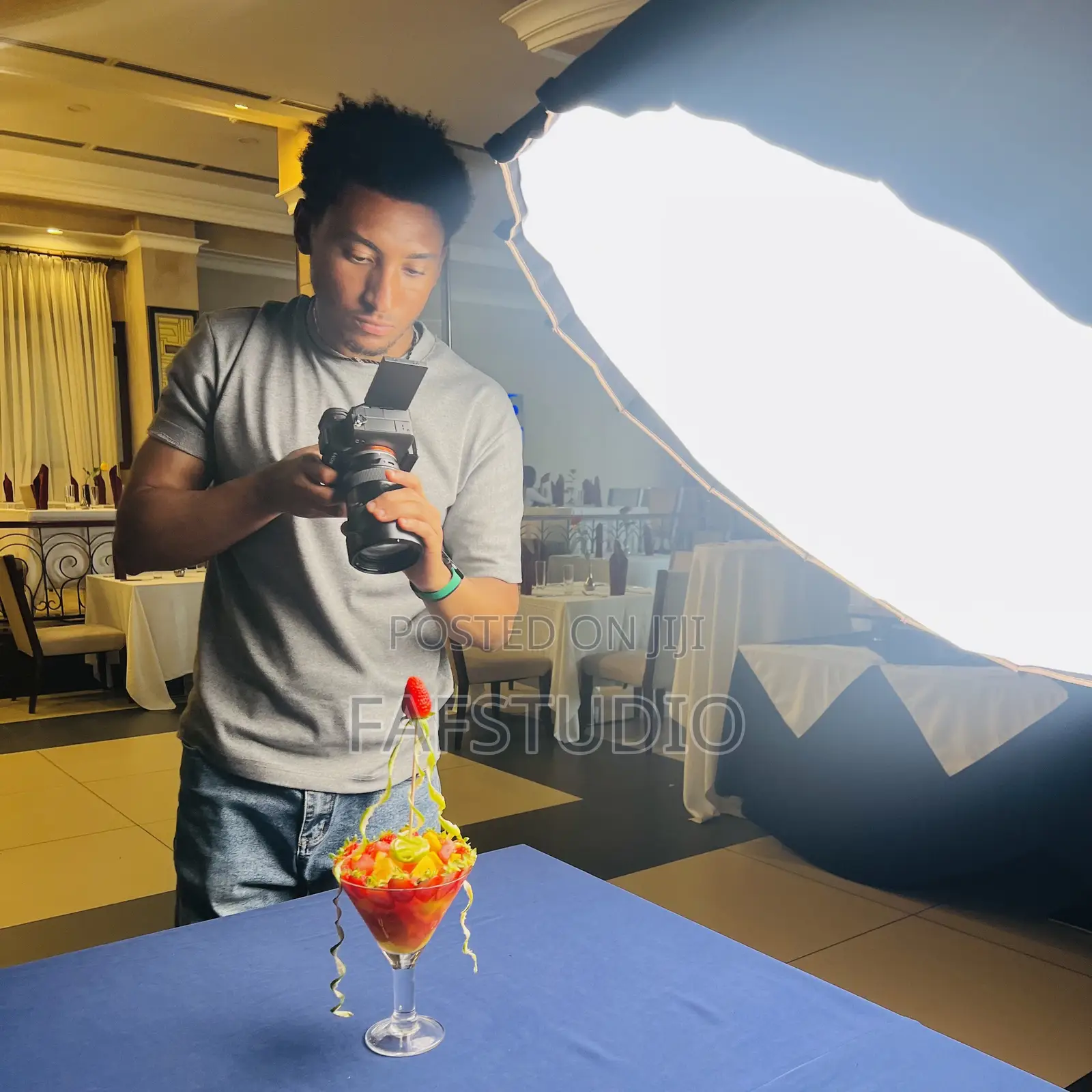 Camera Man, Video Editor