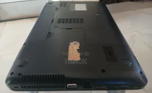 Laptop Toshiba Satellite C850 6GB Intel Celeron HDD 500GB