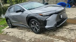 Toyota bZ4X 2023 Gray