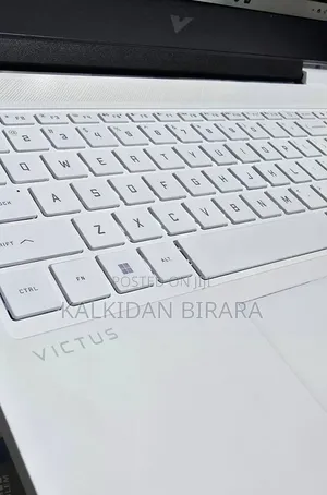 New Laptop HP Victus 15 16GB AMD Ryzen 7 SSD 1T