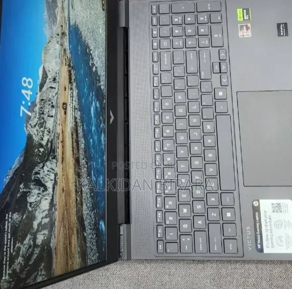 New Laptop HP Victus 15 16GB AMD Ryzen 7 SSD 1T