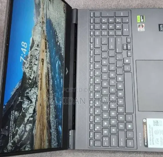 New Laptop HP Victus 15 16GB AMD Ryzen 7 SSD 1T