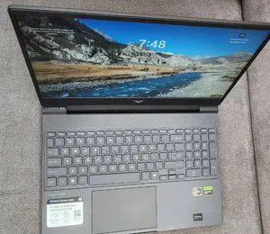 New Laptop HP Victus 16 16GB AMD Ryzen 7 SSD 1T