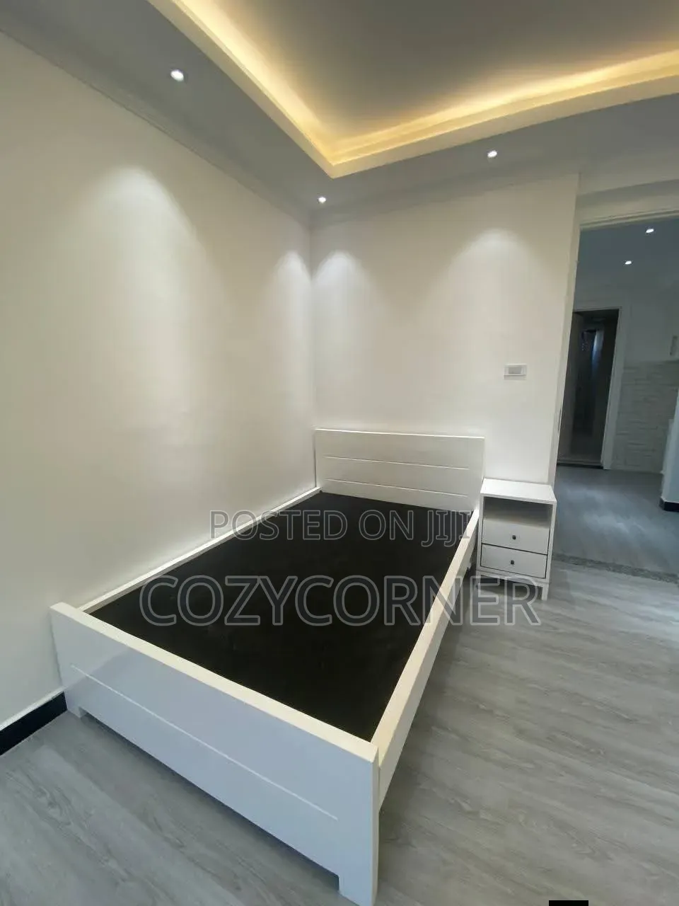Snow White 1.50 Meters Bed to Order Instantly.