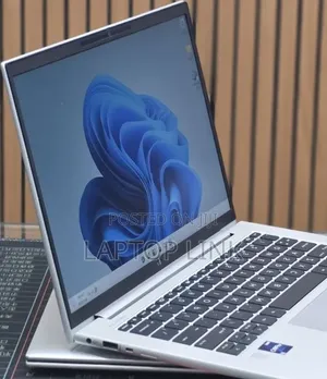 New Laptop HP EliteBook 840 10 16GB Intel Core i7 SSD 512GB
