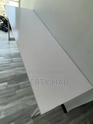 2 Meter Table