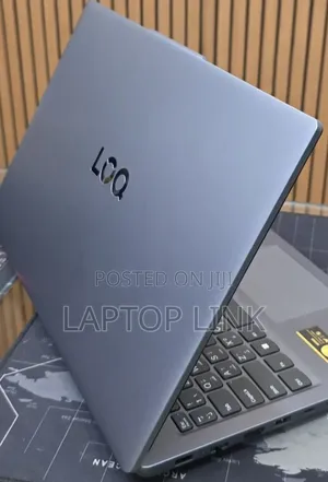 New Laptop Lenovo LOQ 15IRH8 12GB Intel Core i5 SSD 512GB