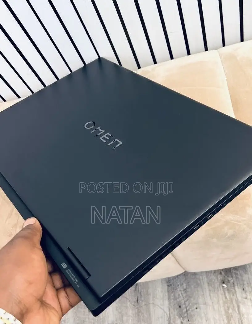 New Laptop HP Omen 17t 16GB Intel Core i9 SSD 1T