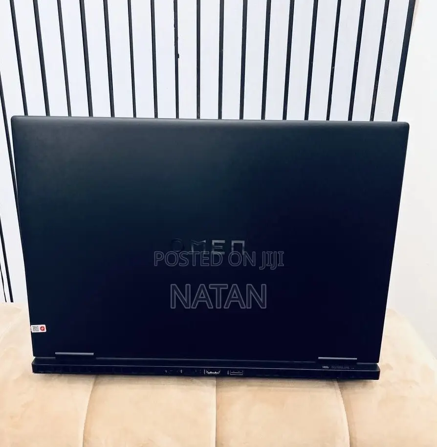 New Laptop HP Omen 17t 16GB Intel Core i9 SSD 1T